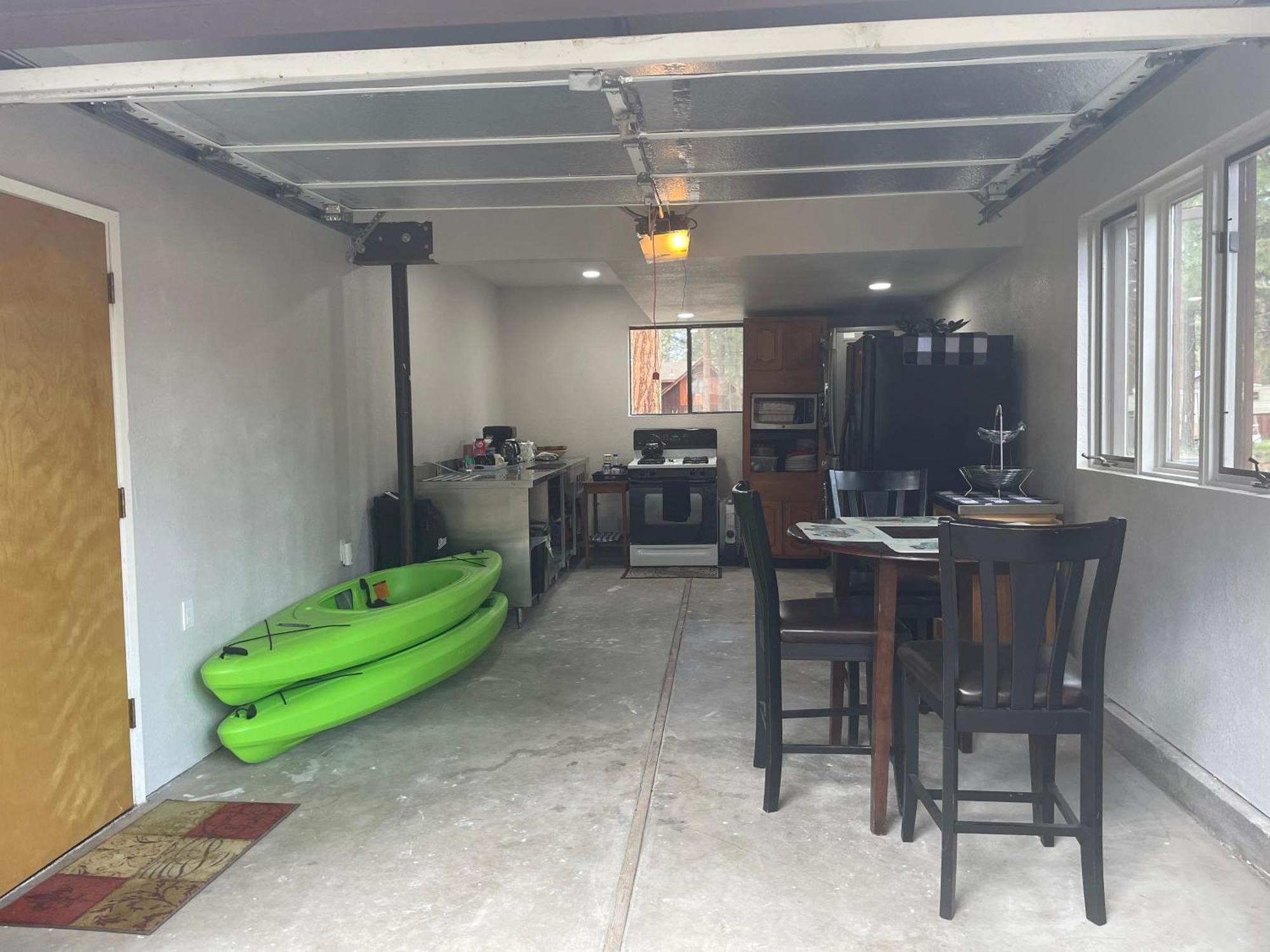 סוזאנוויל Cheerful 2-Bedroom Cottage Near Eagle Lake מראה חיצוני תמונה